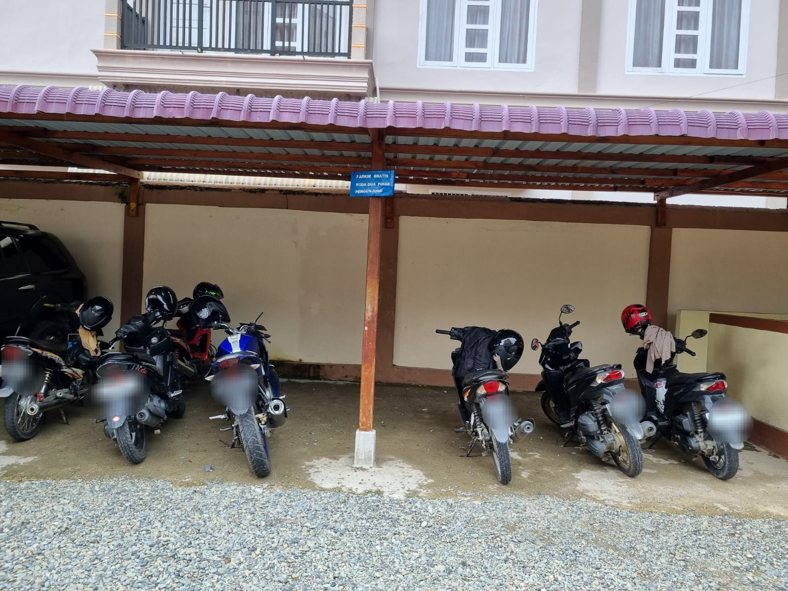 parkir pengunjung